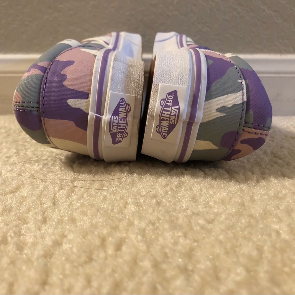 NWOB Pink, purple, gray Camo Vans - Picture 4 of 6